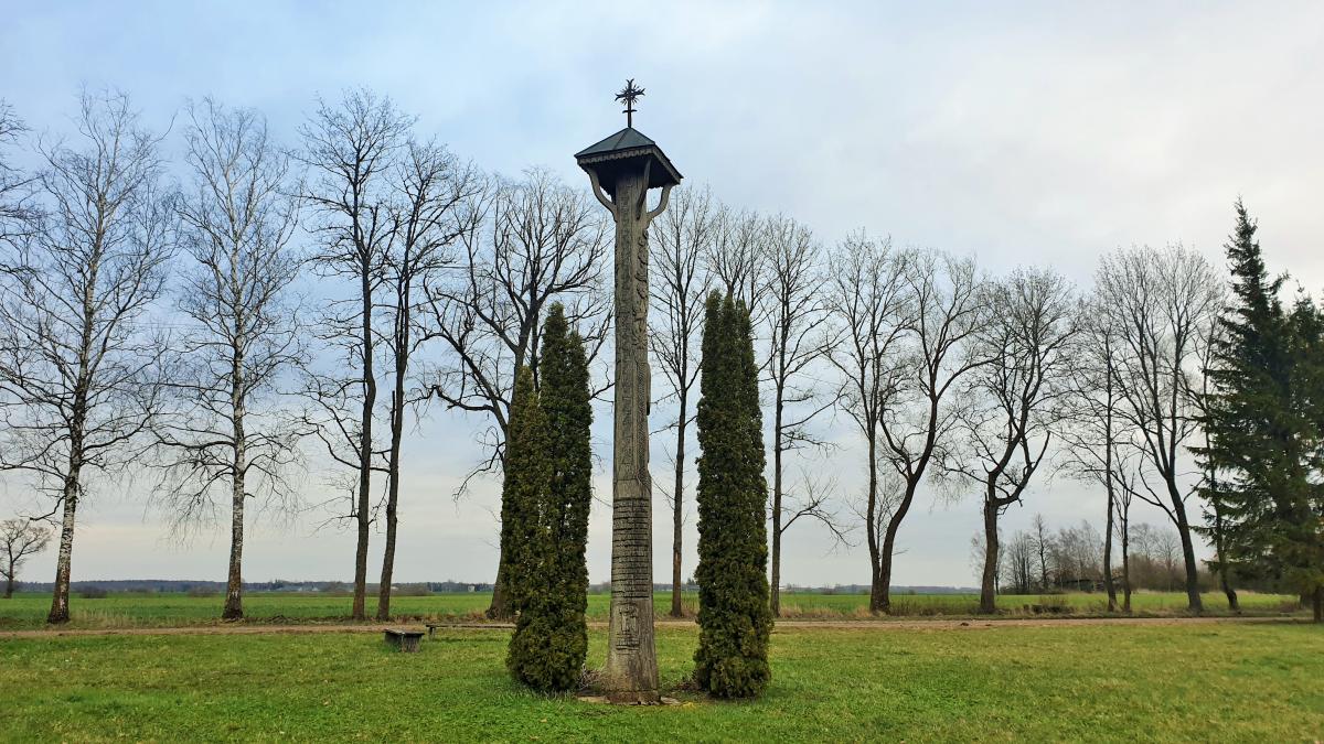 Poeto Bernardo Brazdžionio tėviškė Stebeikėlių kaime